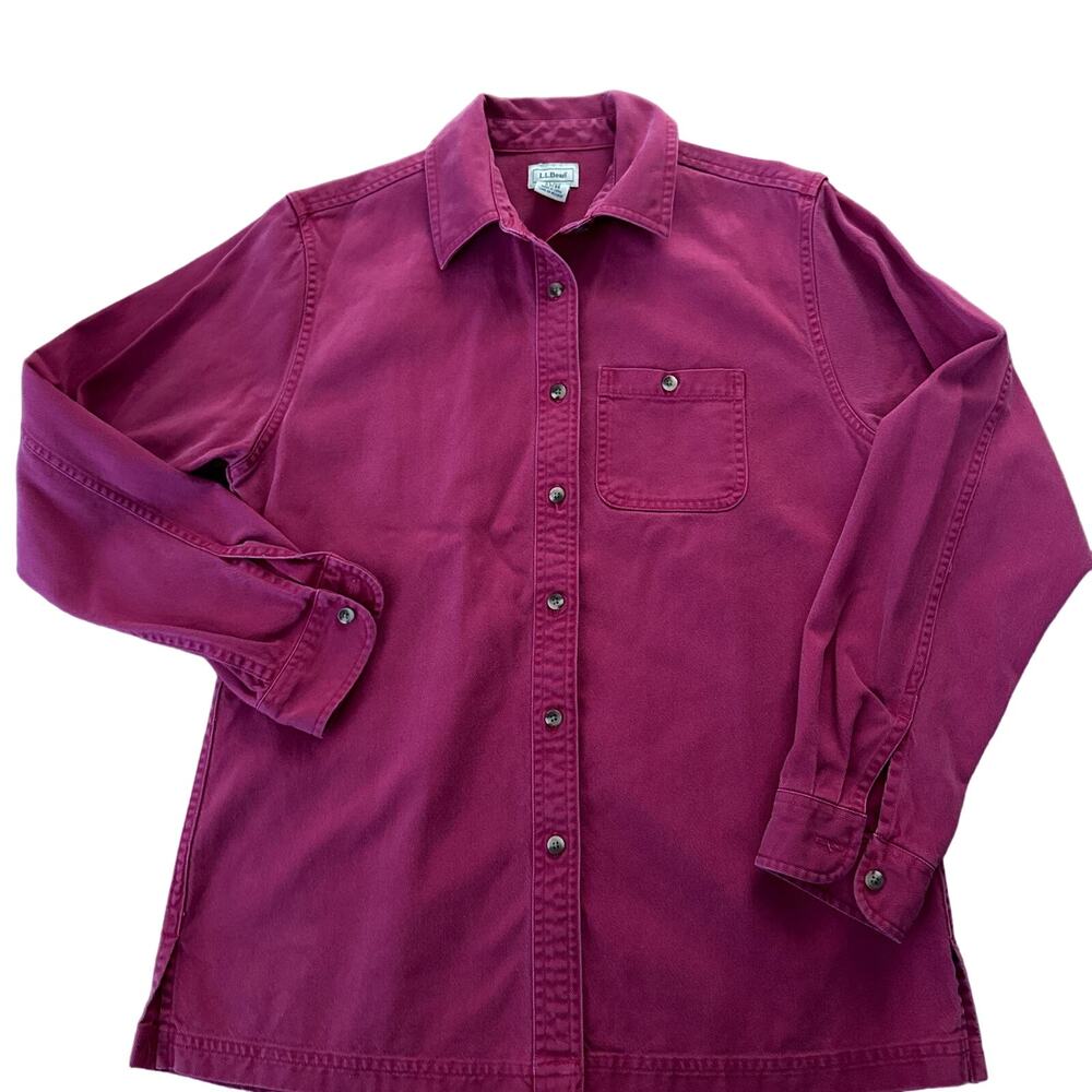 Vintage L.L. Bean ladies pink cotton & tencel button down size xs